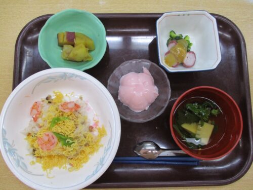雛祭り（ちらし寿司 常食）