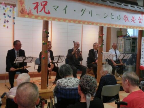 敬老会(尺八の演奏 )